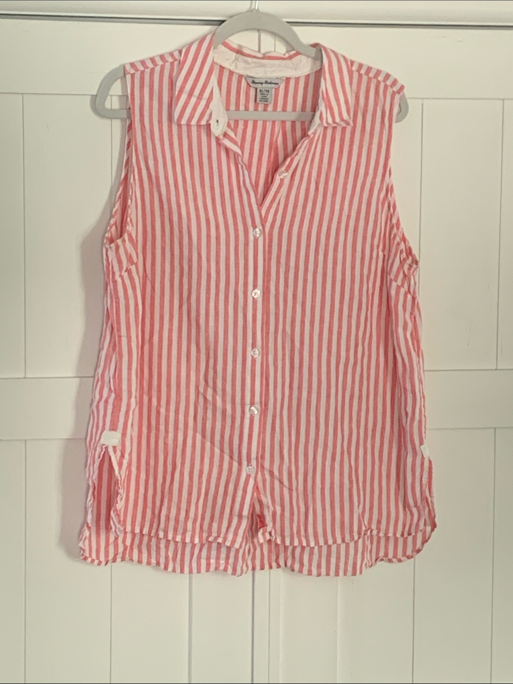Tommy Bahama brand linen top - Size XL